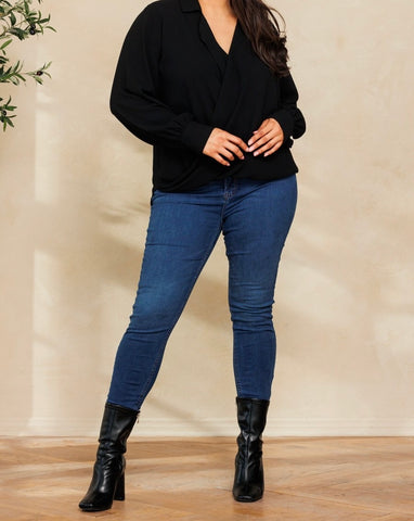 Blusa manga larga negra 5111